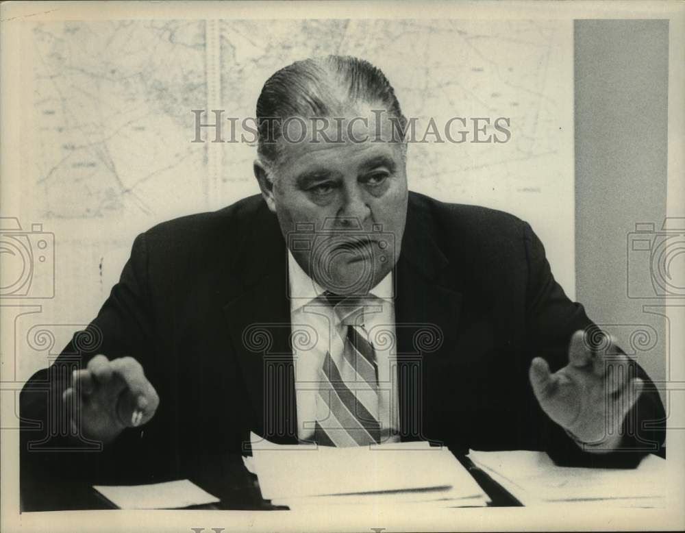 1972 Press Photo Russell Oswald, New York State Commissioner of Corrections - Historic Images