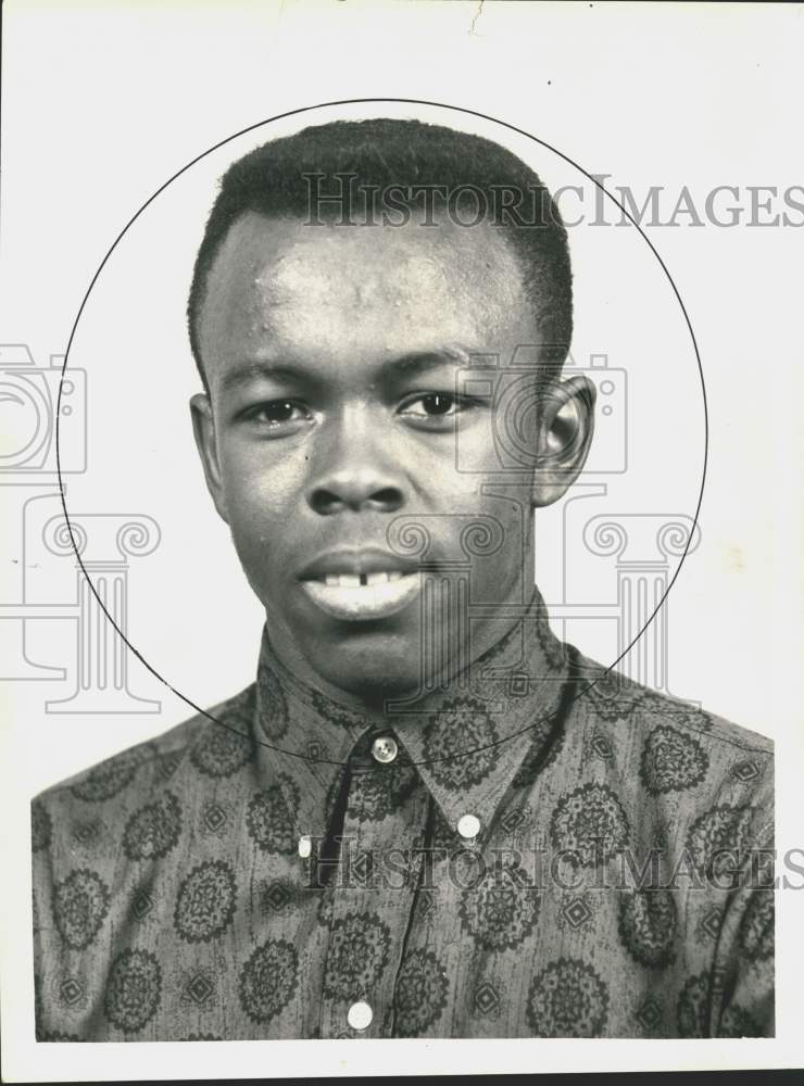 1962 Press Photo Albany High School football player Ed Lewis poses for portrait - Historic Images