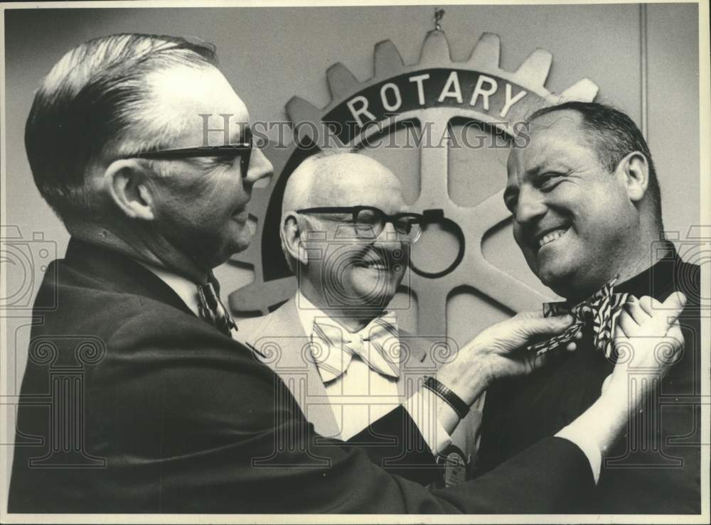 1975 James McKee, Carlton Lunsford and Reverend Peter Young - Historic Images
