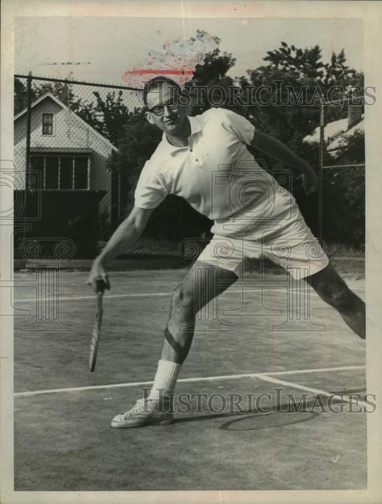 1962 Press Photo Dr. Harold Marden poses on tennis court in New York - tua30489- Historic Images