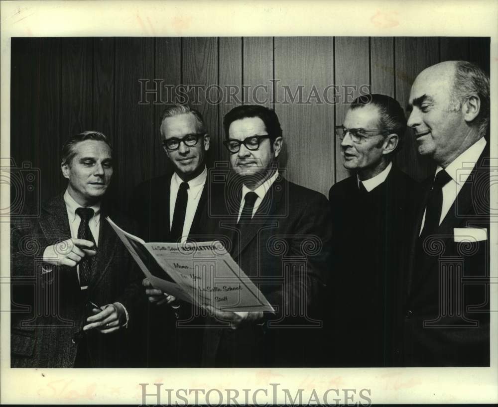 1972 Press Photo Five men read first issue of LaSalle School, Albany Newsletter - Historic Images