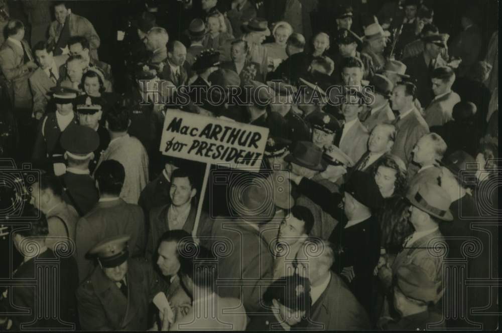 1951 Rally in San Francisco for General MacArthur&#39;s return to the US - Historic Images