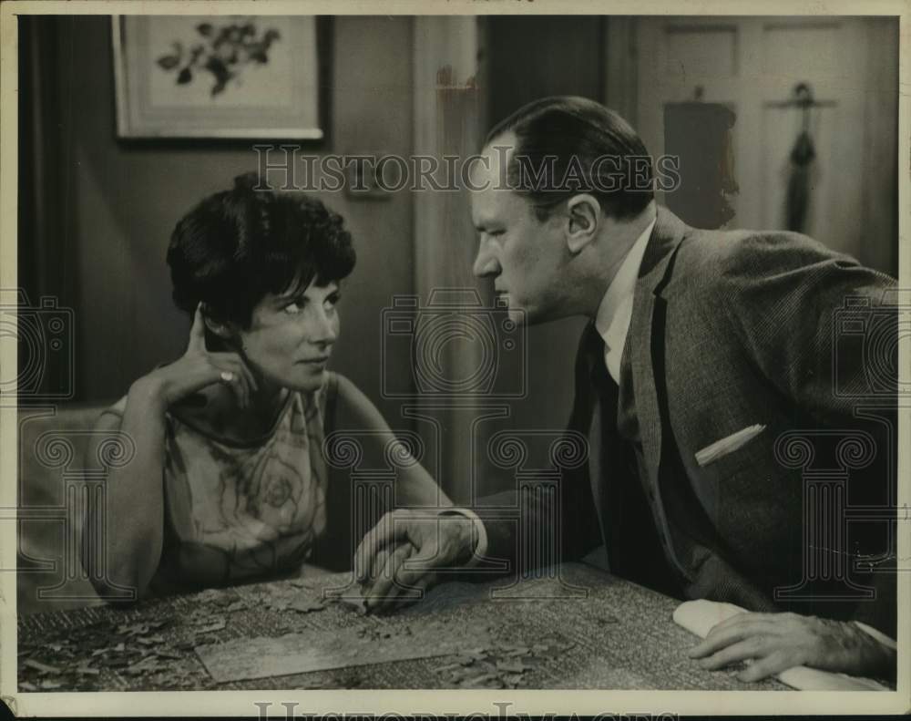 Ellen Madison &amp; E. G. Marshall in scene from television show - Historic Images