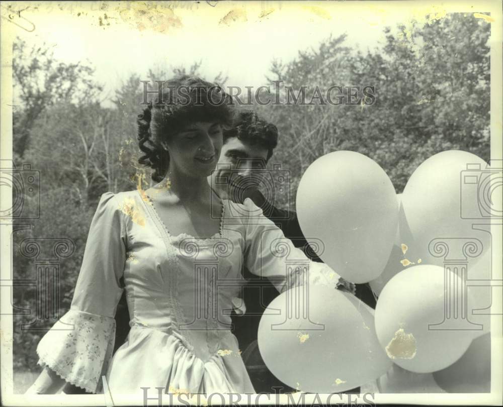 1984 Press Photo Mash Hardy & Heather Spears, Mac Hayden Theatre, Chatham, NY- Historic Images