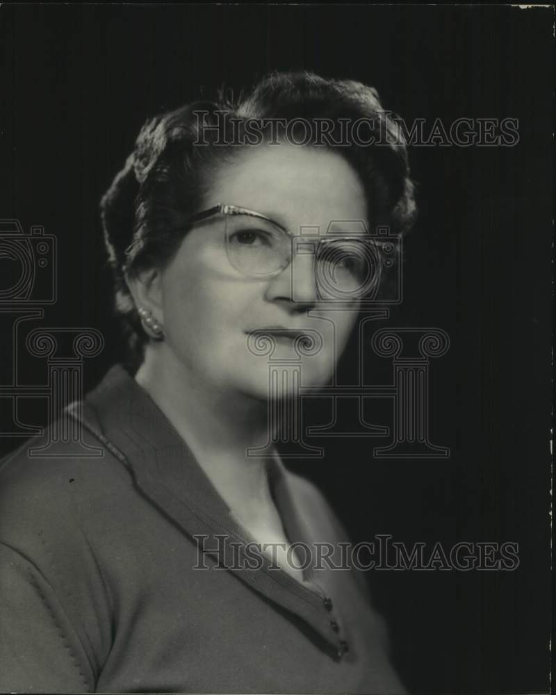 1961 Mrs. Maurice B. Levien, New York-Historic Images