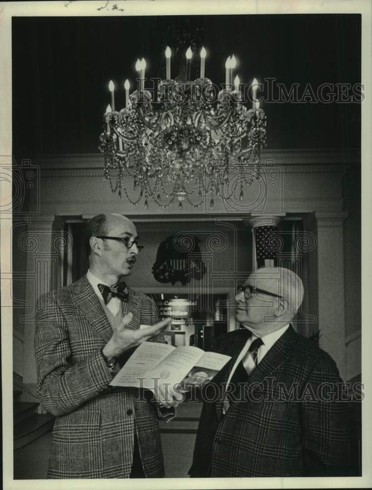 1976 Norman Rice with Kenneth MacFarland in New York - Historic Images