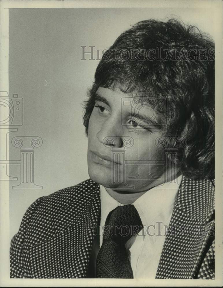 1972 Press Photo Actor and former professional football player Ed Marinaro - Historic Images