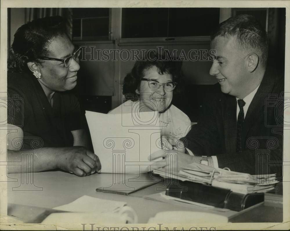 1965 Mrs Louis Middleton, Jacquielyn Pasey, Joseph Markhein talk - Historic Images