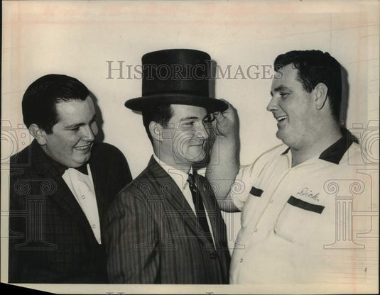 1967 Press Photo Committee plans St. Patrick's Day parade for Albany, New York - Historic Images