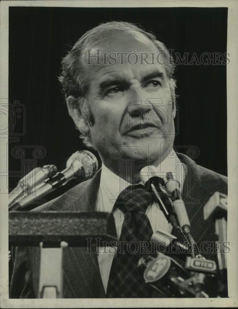 1972 US Senator George McGovern speaks  in Albany, New York - Historic Images