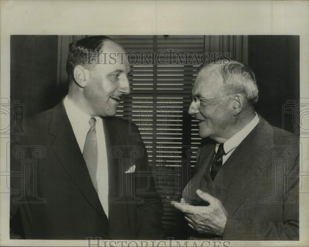 1955 Netherlands and US officials converse in Washington, DC - Historic Images
