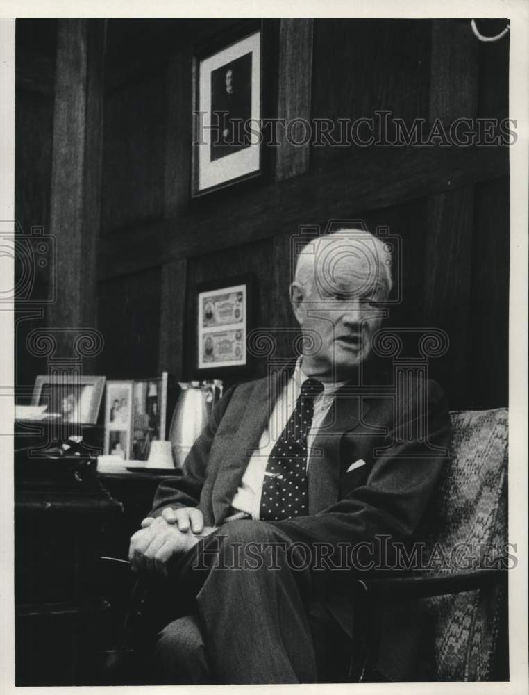 Albany, New York banker Frank Wells McCabe in his office - Historic Images