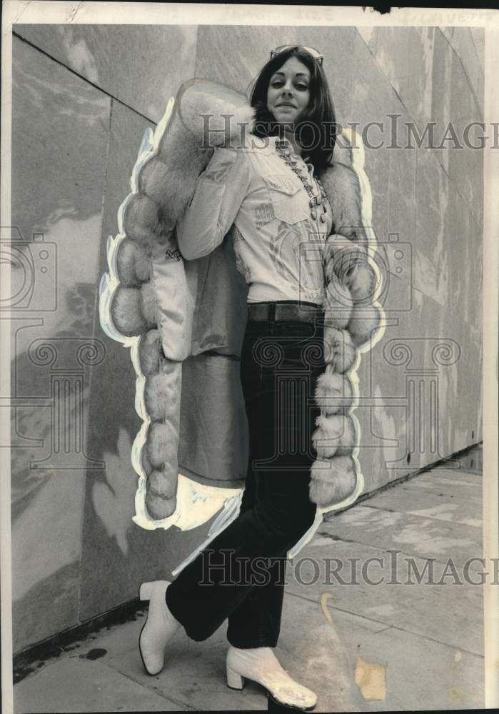 1974 Press Photo Amanda Jones, Miss USA - Historic Images
