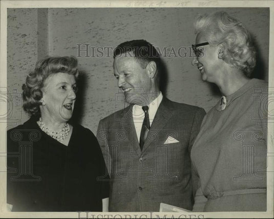 1965 Senator George Metcalf speaks to nurses in Ten Eyck, New York - Historic Images