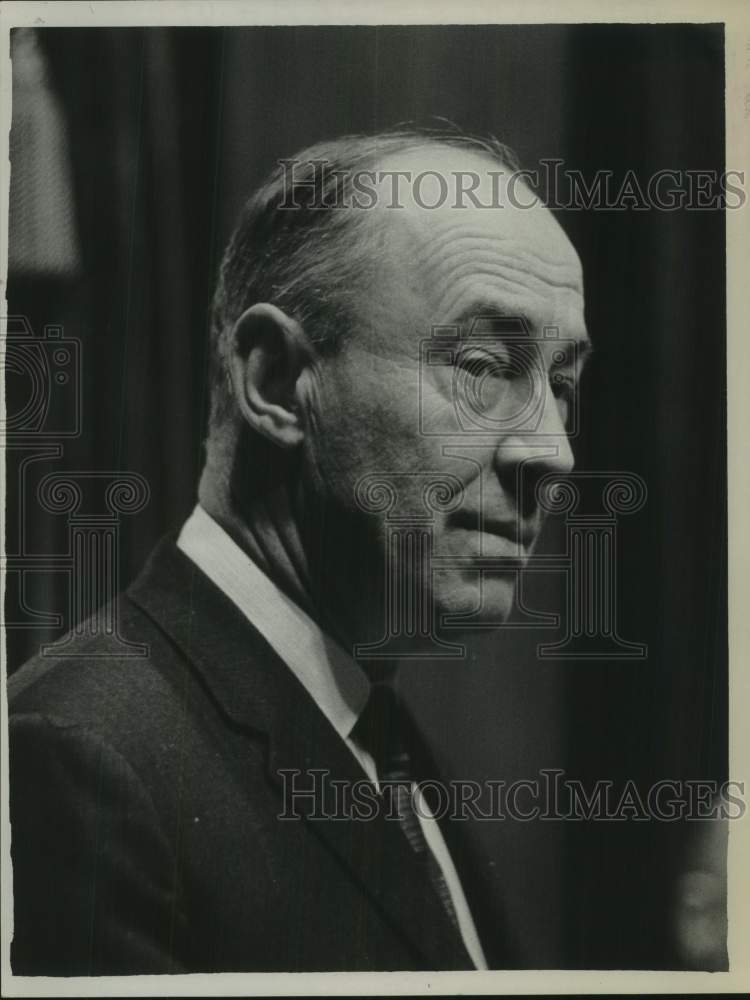 1963 Press Photo Robert E. Irish, John G. Myers Company, Albany, New York - Historic Images