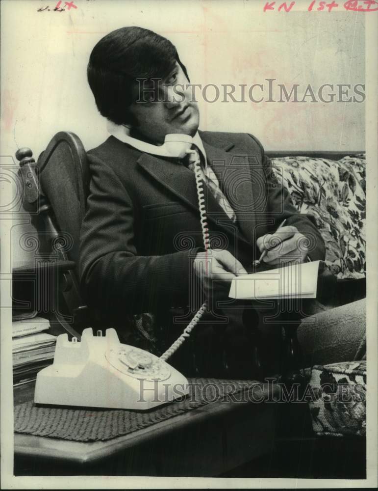 1974 Press Photo Thomas McTygue tallies election results in Saratoga, New York - Historic Images