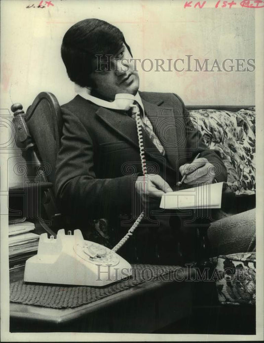 1974 Press Photo Thomas McTygue tallies election results in Saratoga, New York - Historic Images