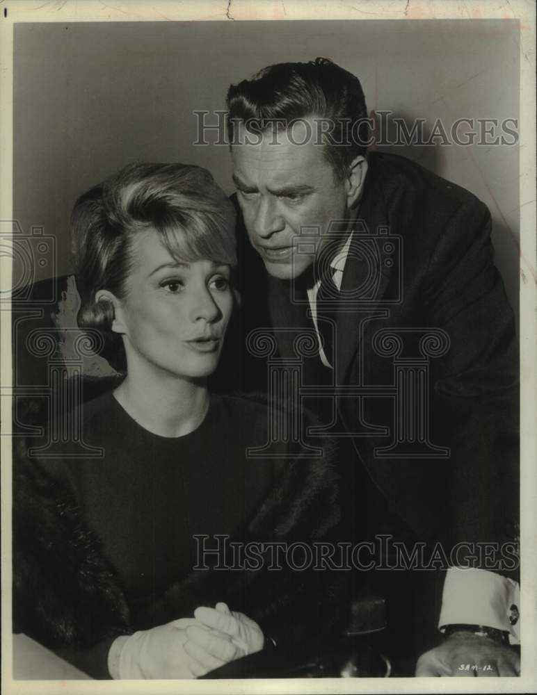 1962 Press Photo Katherine Bard &amp; Edward O&#39;Brien costar in movie scene - Historic Images