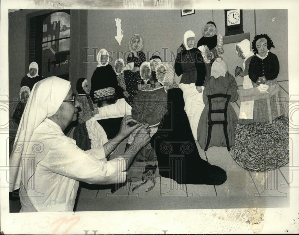 1983 Sister Aimee with hand-sewn mural in Latham, New York - Historic Images