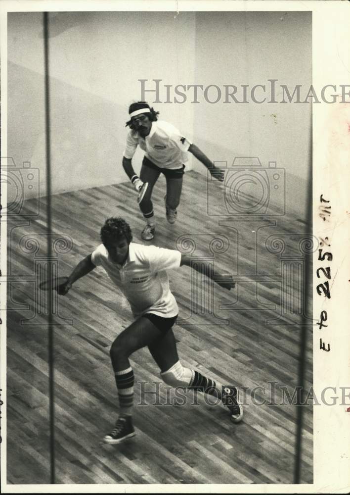 1979 Press Photo Action shot of racquetball match in Illinois - tua56652- Historic Images