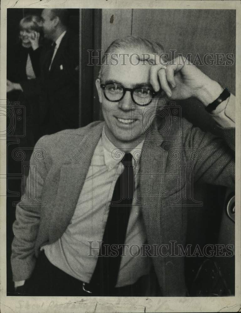 1967 Press Photo Robert Anderson, New York Playwright - Historic Images