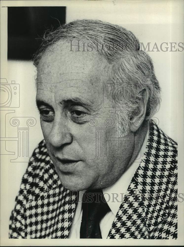 1976 Press Photo Red Auerbach, General Manager of the Boston Celtics - tua59458 - Historic Images