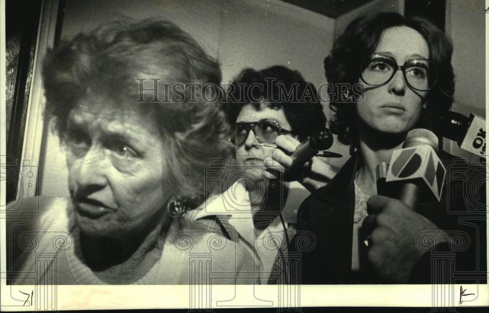 1979 Family reacts to sentencing in Mary Angus trial in New York - Historic Images