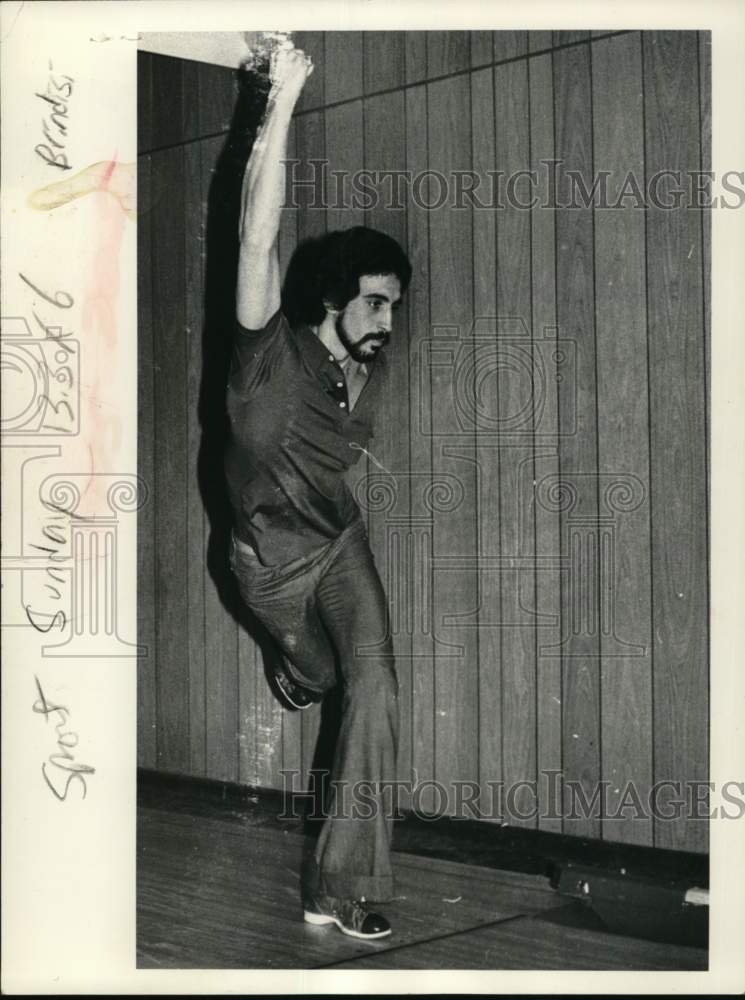 1978 Press Photo New York bowler Bert Brindisi, Bowlers Club - tua64129- Historic Images