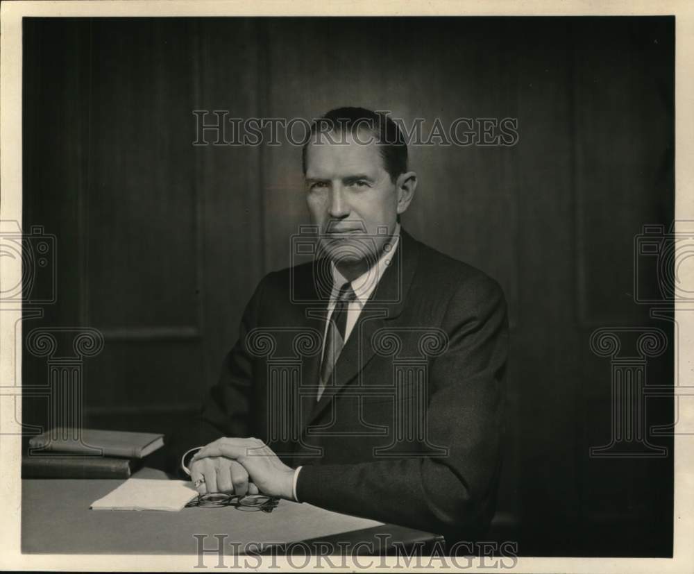 1962 Robert E. Brocker, President, Montgomery Ward &amp; Co., New York-Historic Images