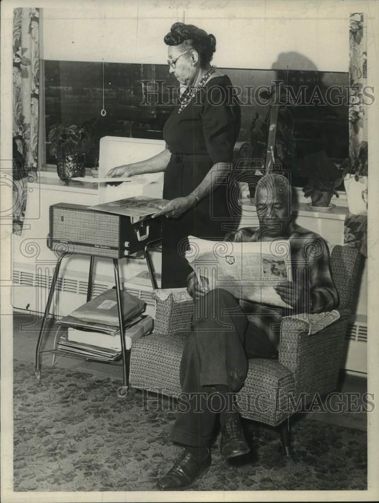 1965 Mr. &amp; Mrs. Louis Preston in their New York home-Historic Images