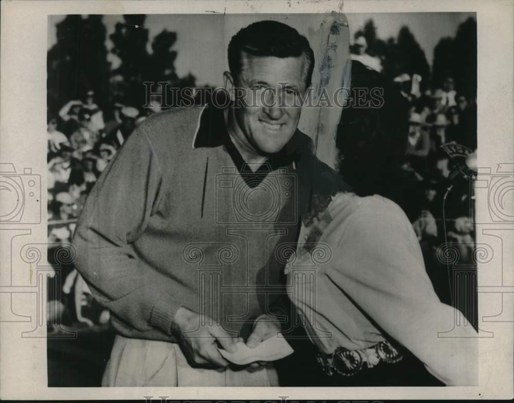 1953 Press Photo Professional golfer Tommy Bolt - tua68590 - Historic Images