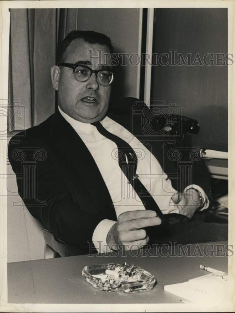 1961 Press Photo Frank P. Crowley, Office of General Services, New York - Historic Images