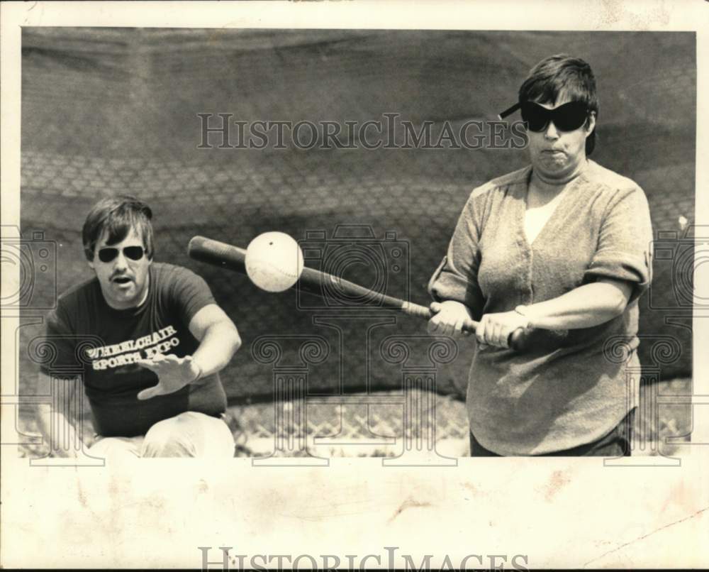 1982 Press Photo Blind woman plays in softball game in New York - tua77940 - Historic Images