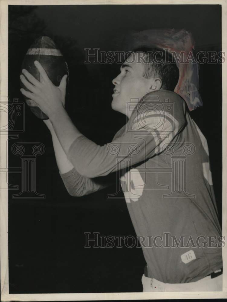 1960 Press Photo John Ringwood, Vincentian Institute football team, Albany, NY - Historic Images