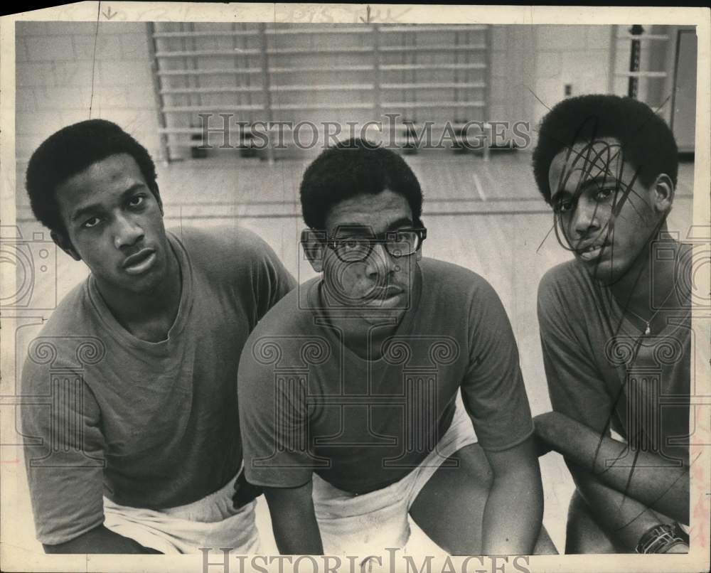 Press Photo Philip Schuyler High School basketball players in Albany, New York - Historic Images