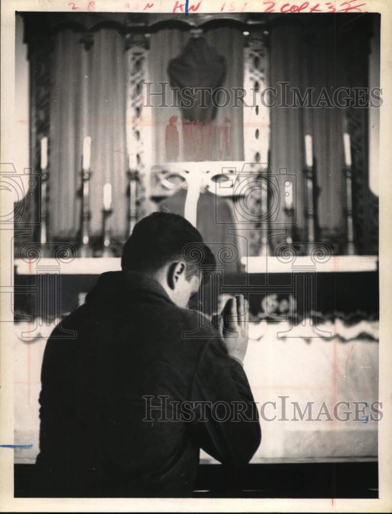 1964 Man praying at New York State Vocational Institute in Coxsackie-Historic Images