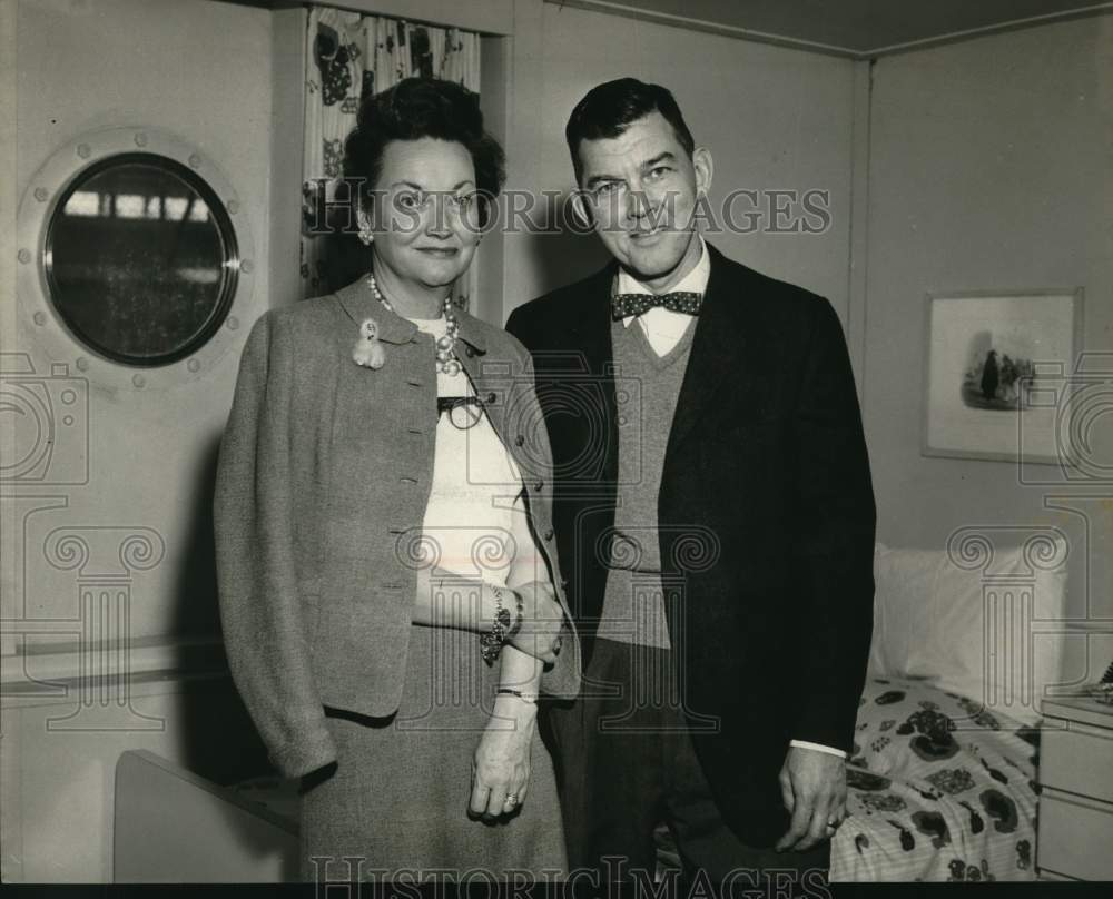 1963 Dr. &amp; Mrs. E. Bradley Carlon of Troy, New York on cruise ship-Historic Images