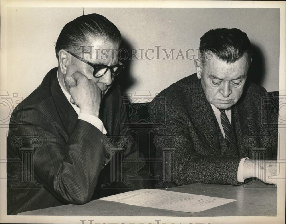 1964 James Ryan with attorney Charles Duncan in New York-Historic Images