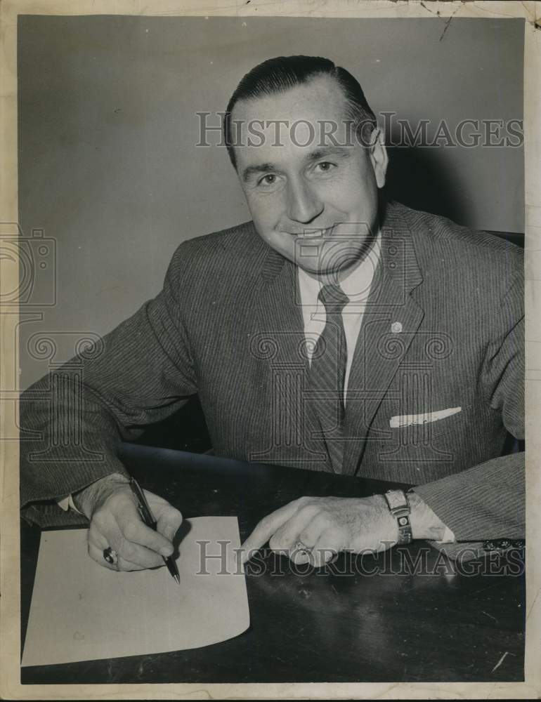 1959 Schenectady mayor Malcolm Ellis in Hal Vandercar's office-Historic Images