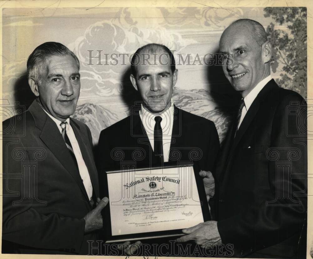 1967 National Safety Council award presentation in New York-Historic Images