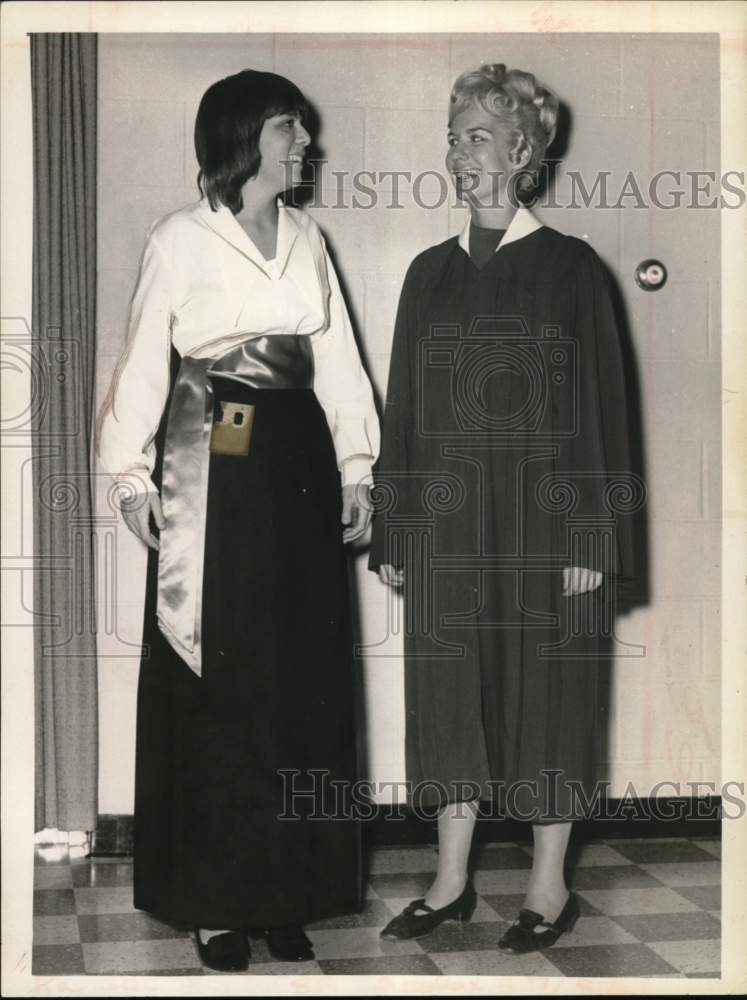1969 Kathy Finch &amp; Marjorie Taylor, Capital Hill Choral Society, NY-Historic Images