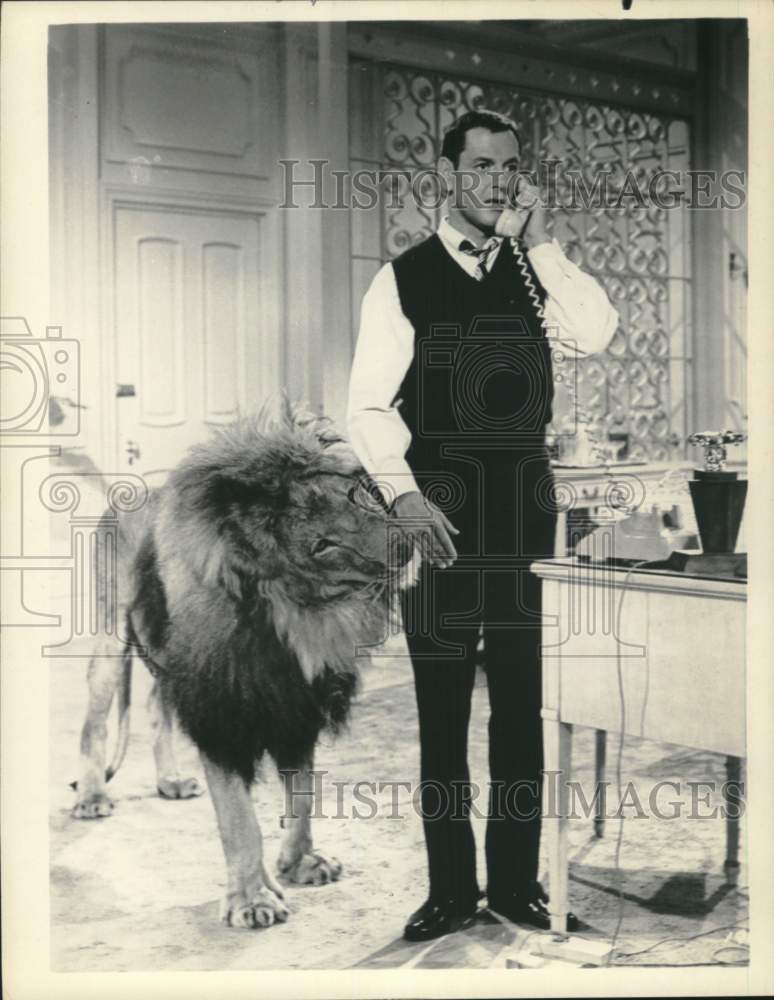 1968 Tony Randall with lion in movie scene-Historic Images