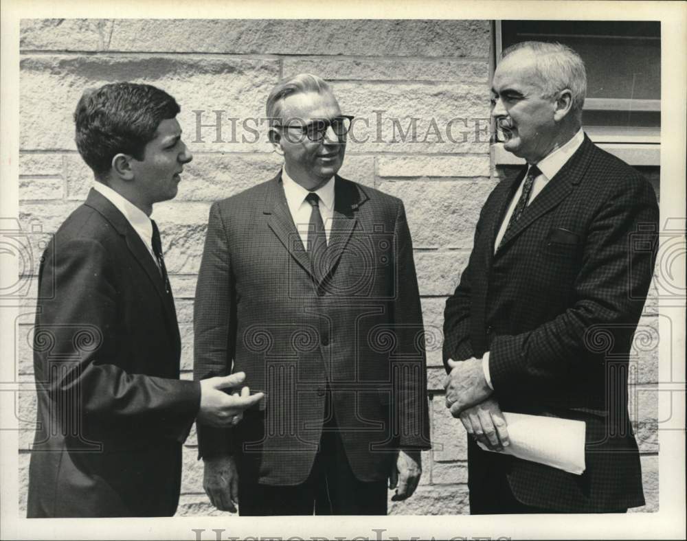 1968 Michael Asbury, Ralph O'Brien & James Fitzgibbons in New York-Historic Images