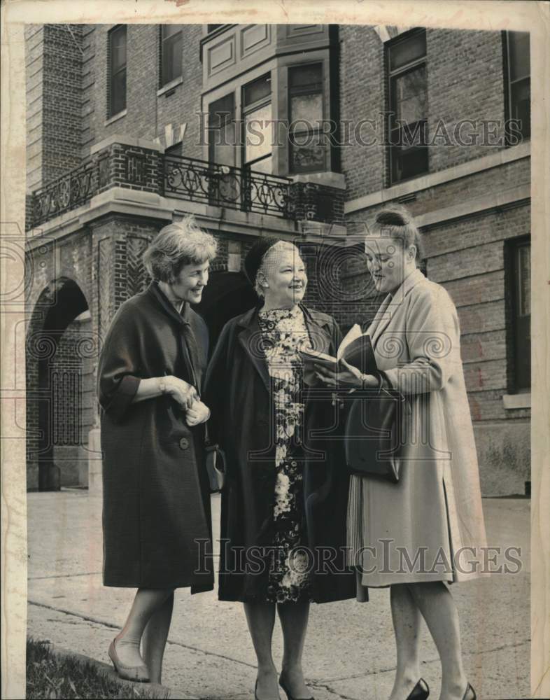 1964 Midwives from Finland chat during visit to Albany, New York-Historic Images