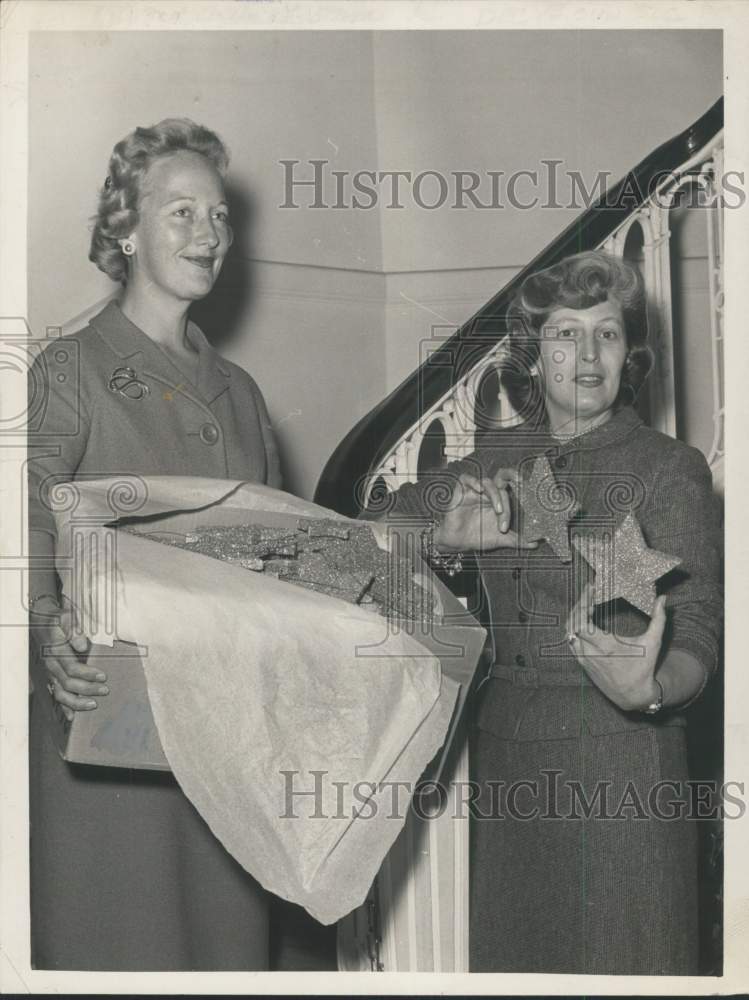 1962 Ladies with Christmas decoration at Albany, New York art center-Historic Images