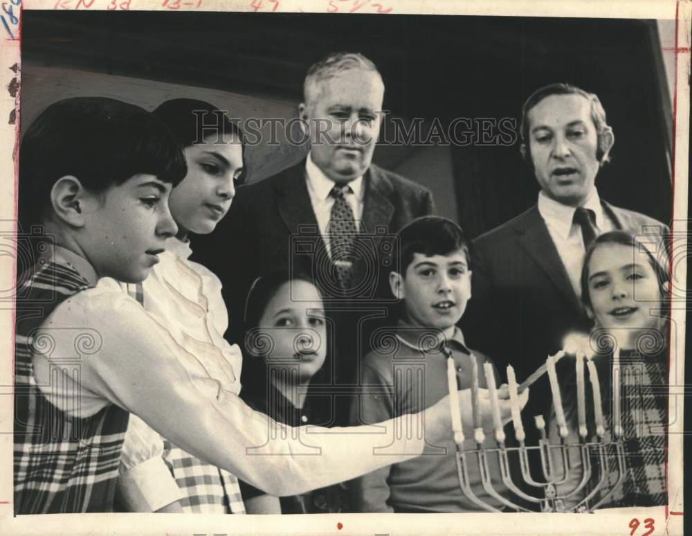 1969 Group lights menorah for Festival of Lights in New York-Historic Images