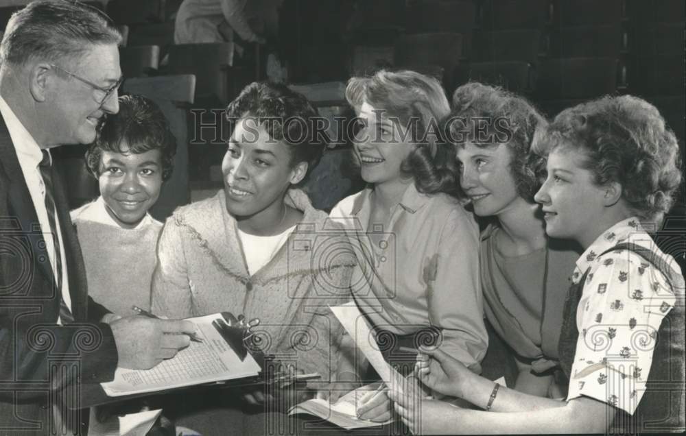 1960 Emmett Dowling, Catholic Youth Organization, with New York kids-Historic Images