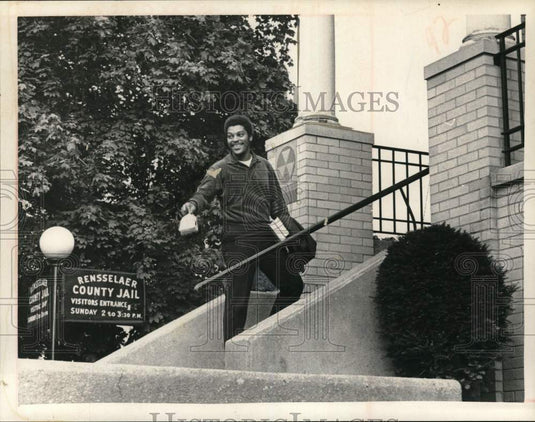 1969 Faith Evans outside Rensselaer County Jail, Troy, New York-Historic Images