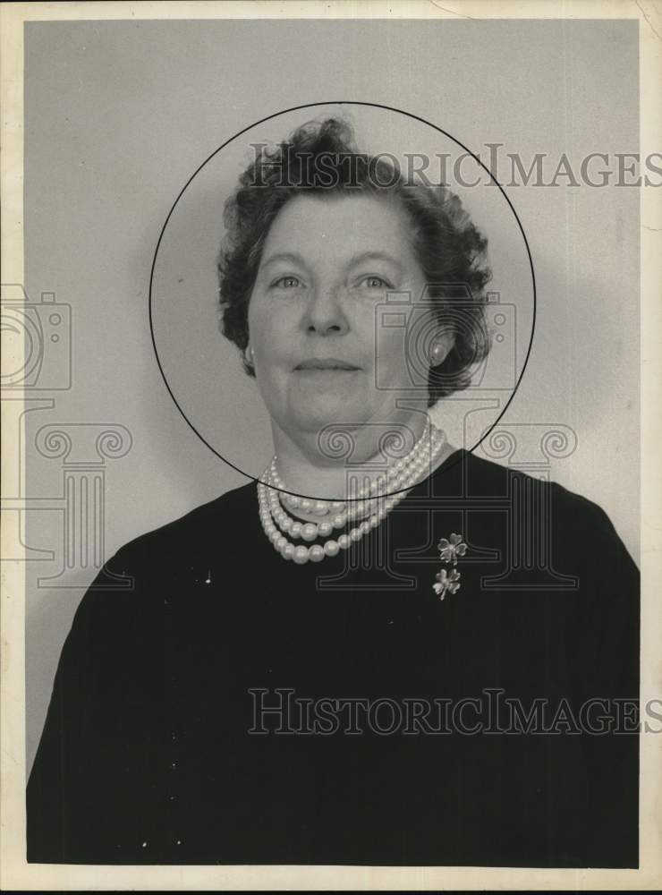 1963 Press Photo Mrs. Pauline Donovan, New York bowler - tub02698 - Historic Images