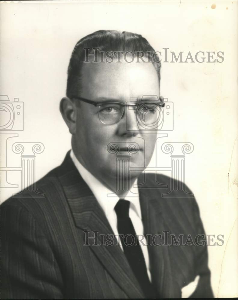 1963 Press Photo William H. Flint, Cluett, Peabody & Co., Troy, New York- Historic Images